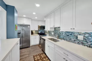 380 Seaview Ct, Marco Island, FL 34145 - Photo 21