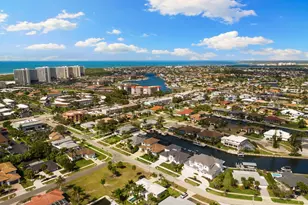 782 Saturn Ct, Marco Island, FL 34145 - Photo 51