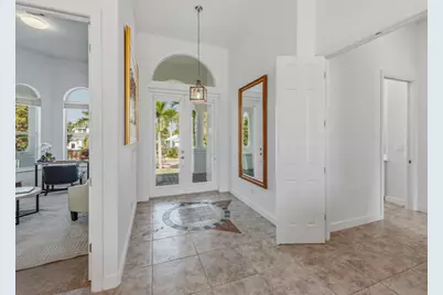 524 Spinnaker Drive, Marco Island, FL 34145 - Photo 3