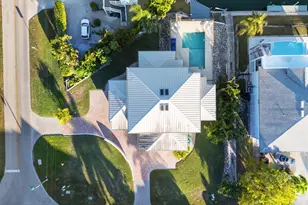 821 Palm St, Marco Island, FL 34145 - Photo 59