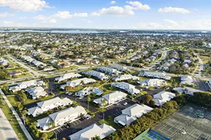 1332 Delbrook N, Marco Island, FL 34145 - Photo 27