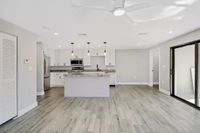 144 San Salvador Street, Naples, FL 34113 - Photo 9