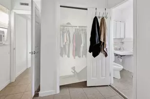 101 Pago Pago Dr E, Naples, FL 34113 - Photo 19