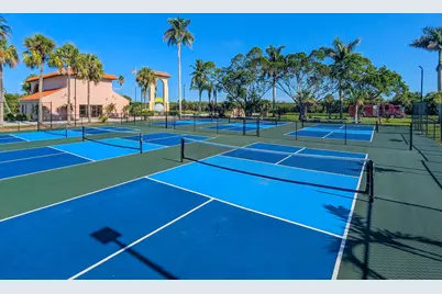 290 Newport Drive #107, Naples, FL 34114 - Photo 43