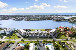 750 W Elkcam Cir, Marco Island, FL 34145 - Photo 31