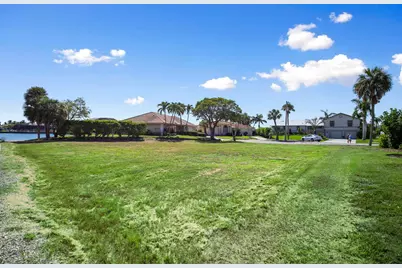 950 Plum Court #7, Marco Island, FL 34145 - Photo 5