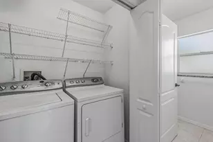 1378 Mainsail Dr, Naples, FL 34114 - Photo 25