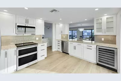 910 Panama Court #402, Marco Island, FL 34145 - Photo 9