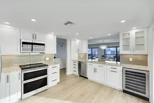 910 Panama Ct, Marco Island, FL 34145 - Photo 9