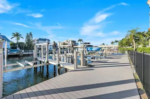 910 Panama Ct, Marco Island, FL 34145 - Photo 35