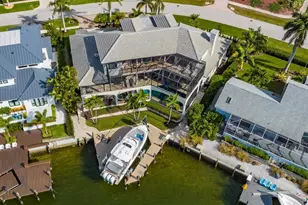 689 Rockport Ct, Marco Island, FL 34145 - Photo 47