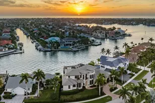 689 Rockport Ct, Marco Island, FL 34145 - Photo 45