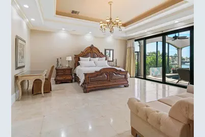 689 Rockport Court, Marco Island, FL 34145 - Photo 21