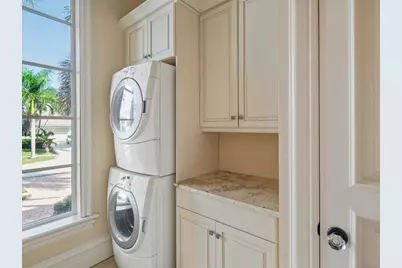 689 Rockport Court, Marco Island, FL 34145 - Photo 31