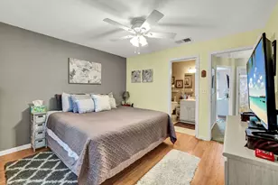 731 W Elkcam Cir, Marco Island, FL 34145 - Photo 11