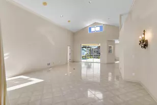 121 Channel Ct, Marco Island, FL 34145 - Photo 3