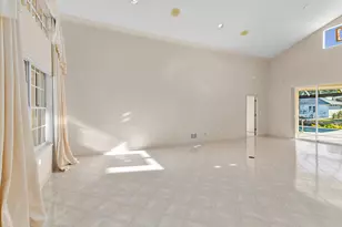 121 Channel Ct, Marco Island, FL 34145 - Photo 5