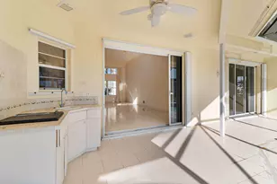 121 Channel Ct, Marco Island, FL 34145 - Photo 33