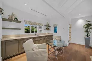 185 15th St S, Naples, FL 34102 - Photo 21