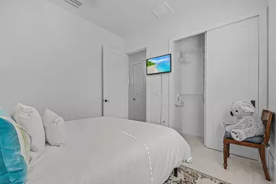 2499 Pine Street, Naples, FL 34112 - Photo 13