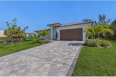 2499 Pine Street, Naples, FL 34112 - Photo 17