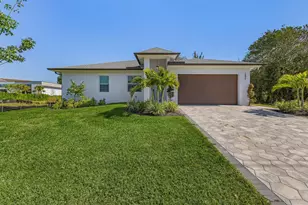 2499 Pine St, Naples, FL 34112 - Photo 1