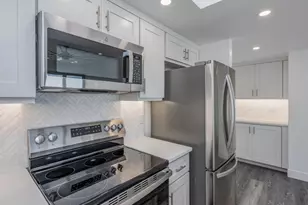 180 Seaview Ct, Marco Island, FL 34145 - Photo 15