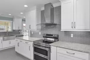 1020 Swallow Ave, Marco Island, FL 34145 - Photo 9