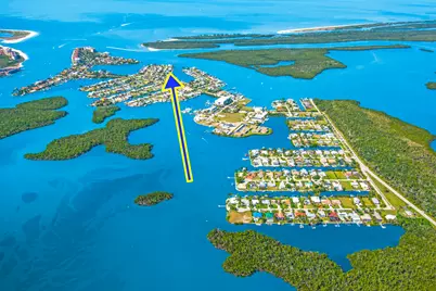 190 Tahiti Circle, Naples, FL 34113 - Photo 3