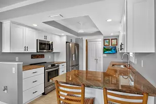 190 Tahiti Cir, Naples, FL 34113 - Photo 9