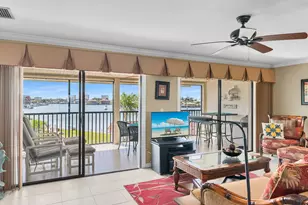 750 W Elkcam Cir, Marco Island, FL 34145 - Photo 13