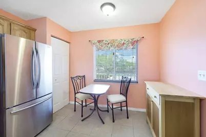 192 Furse Lakes Circle #H11, Naples, FL 34104 - Photo 11