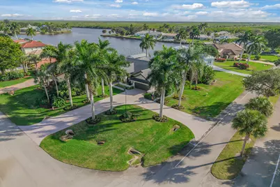 123 Newport Drive, Naples, FL 34114 - Photo 45