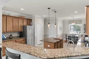 3907 Treasure Cove Cir, Naples, FL 34114 - Photo 5