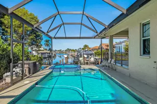 200 Windbrook Ct, Marco Island, FL 34145 - Photo 3