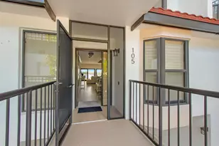 105 La Peninsula Blvd, Naples, FL 34113 - Photo 3