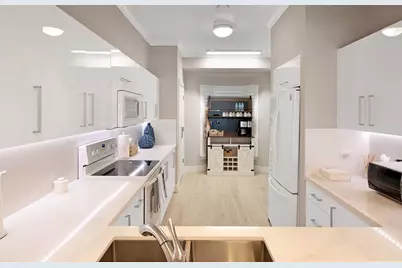 105 La Peninsula Boulevard #105, Naples, FL 34113 - Photo 13