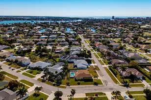 311 Hazelcrest St, Marco Island, FL 34145 - Photo 35