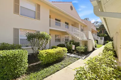 289 Robin Hood Circle #101, Naples, FL 34104 - Photo 1