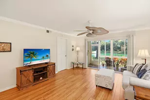 289 Robin Hood Cir, Naples, FL 34104 - Photo 5