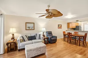 289 Robin Hood Cir, Naples, FL 34104 - Photo 7