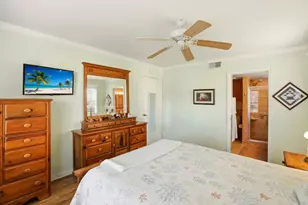 289 Robin Hood Cir, Naples, FL 34104 - Photo 21