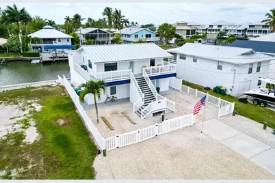 576 Coconut Avenue, Goodland, FL 34140 - Photo 23