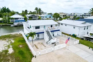 576 Coconut Ave, Goodland, FL 34140 - Photo 23