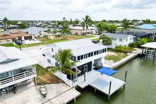 576 Coconut Ave, Goodland, FL 34140 - Photo 31