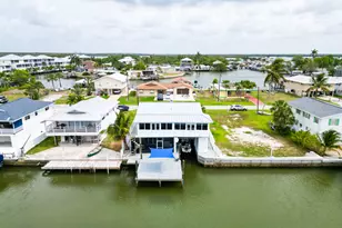 576 Coconut Ave, Goodland, FL 34140 - Photo 27