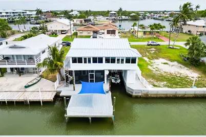 576 Coconut Avenue, Goodland, FL 34140 - Photo 29