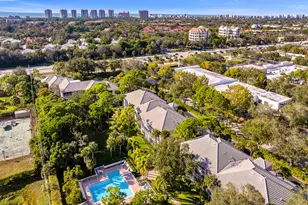 322 Sugar Pine Ln, Naples, FL 34108 - Photo 45