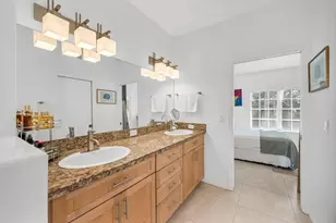 322 Sugar Pine Ln, Naples, FL 34108 - Photo 25