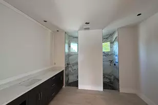 1075 Bonita Ct, Marco Island, FL 34145 - Photo 27